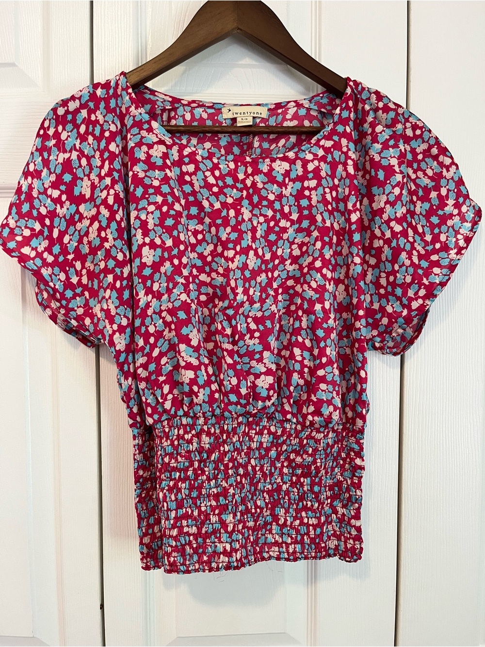 Forever 21 Pink Floral Smocked-Hem Blouse